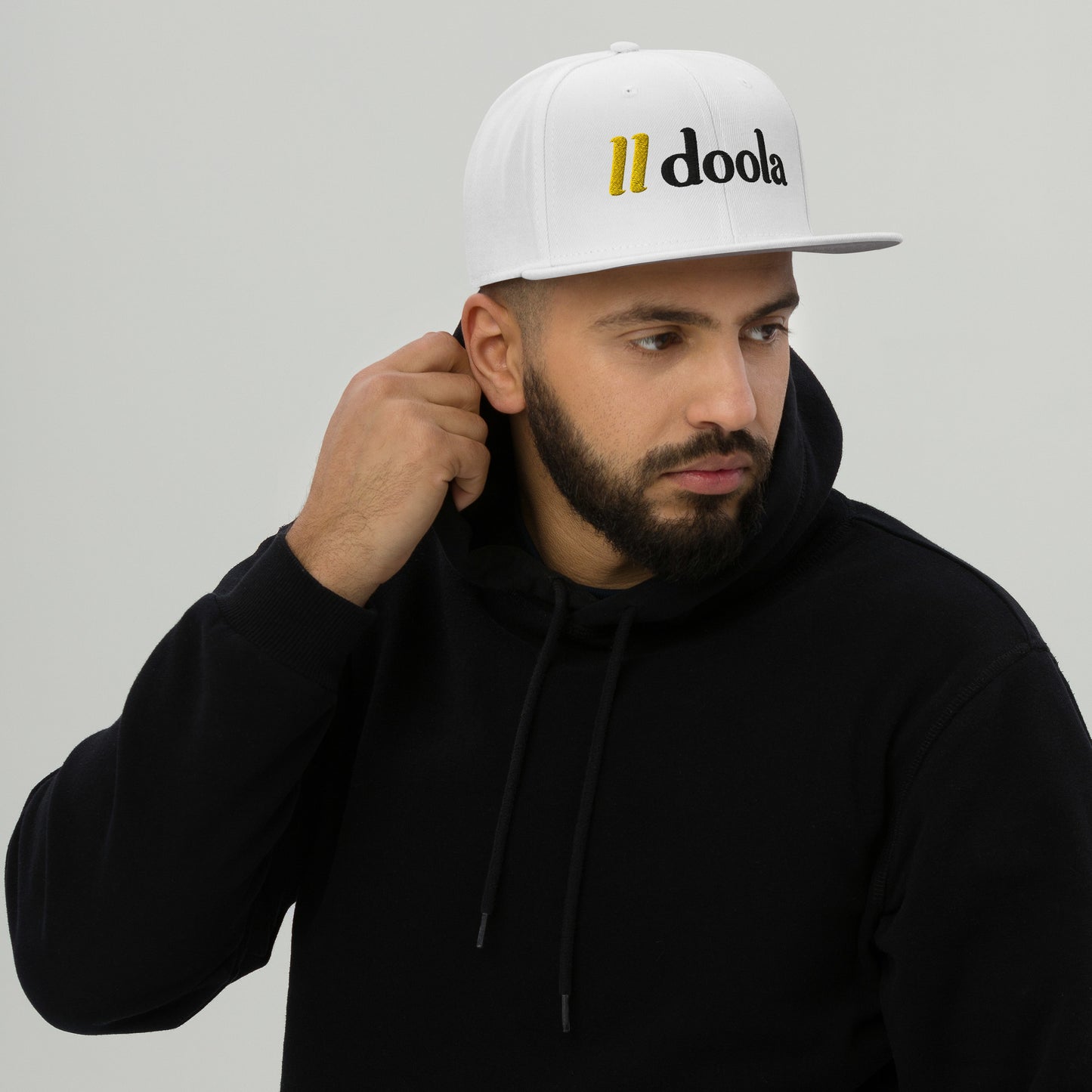 doola Embroidered Snapback - White